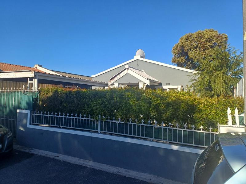 3 Bedroom Property for Sale in New Woodlands Western Cape